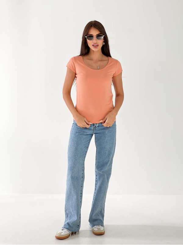 Жіноча футболка з великою помаранчевого чорного кольору 33238