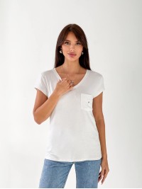 Жіноча футболка з блискітками та кишенею білого кольору 33239
