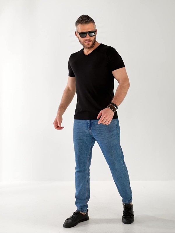 Чоловіча базова футболка чорного кольору 33256