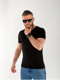 Чоловіча базова футболка чорного кольору 33256