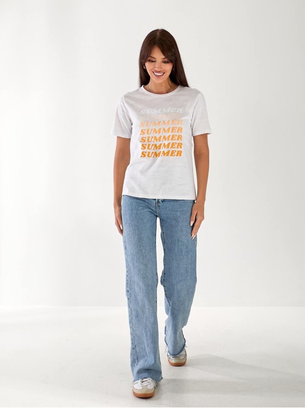 Жіноча бавовняна футболка з написом бiлого кольору 33265