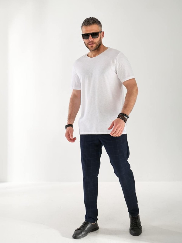 Чоловіча базова футболка бiлого кольору 33291