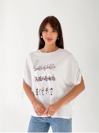 Жіноча футболка з паєтками бiлого кольору 33296