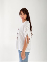 Жіноча футболка з паєтками бiлого кольору 33296