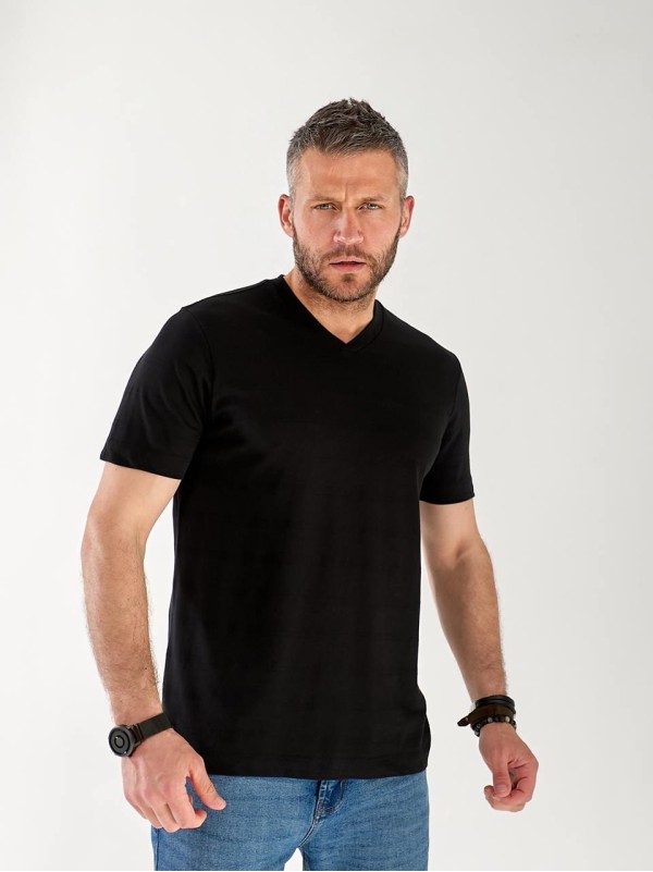 Чоловіча базова футболка з смужками чорного кольору 33299