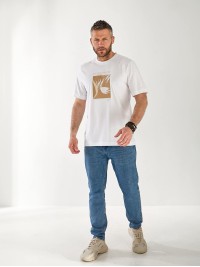 Чоловіча футболка з малюнком бiлого кольору 33304