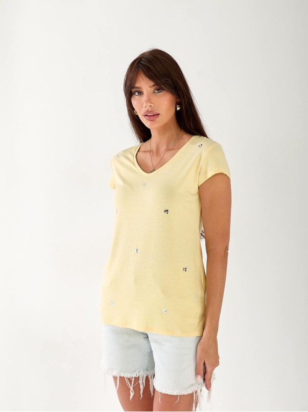 Жіноча футболка з камінням жовтого кольору 33305
