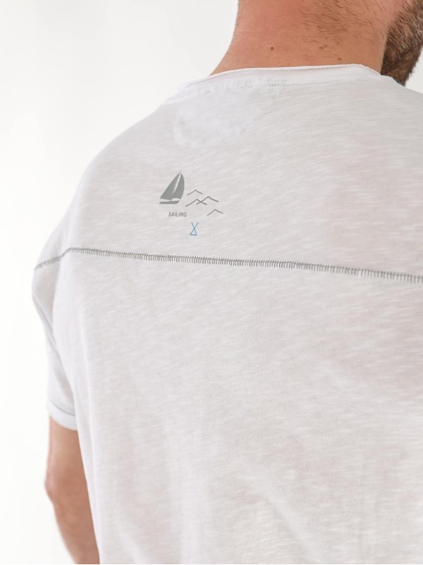 Чоловіча футболка з малюнком бiлого кольору 33312