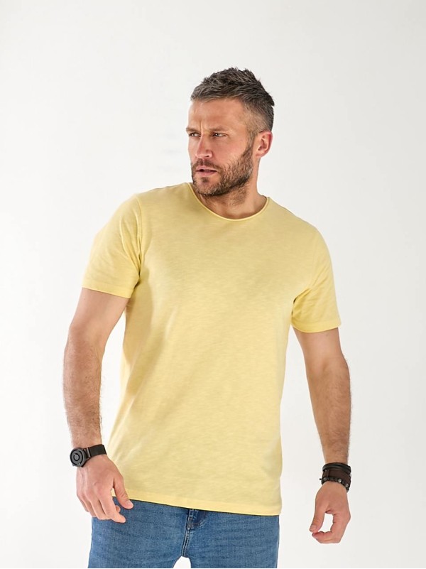 Чоловіча базова футболка жовтого кольору 33313
