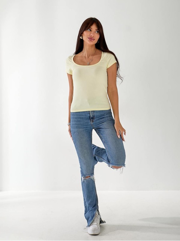 Жіноча базова футболка жовтого кольору 33321