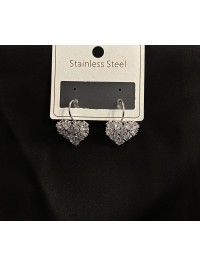 Сережки з камінцями срібного кольору англійський замок магніт 33352