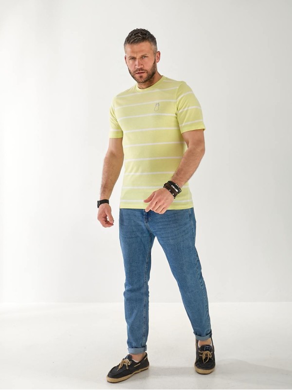 Чоловіча футболка в смужку салатового кольору 33360