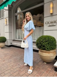Літня сукня міді блакитного кольору 33377