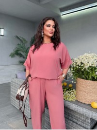 Жіночий легкий прогулянковий костюм пудрового кольору 33406