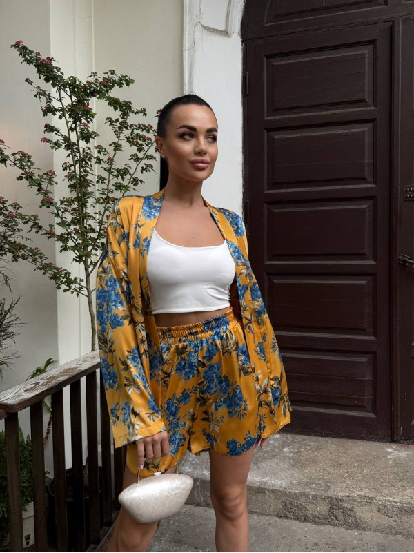 Жіночий шовковий костюм з кімоно жовтого кольору 33480