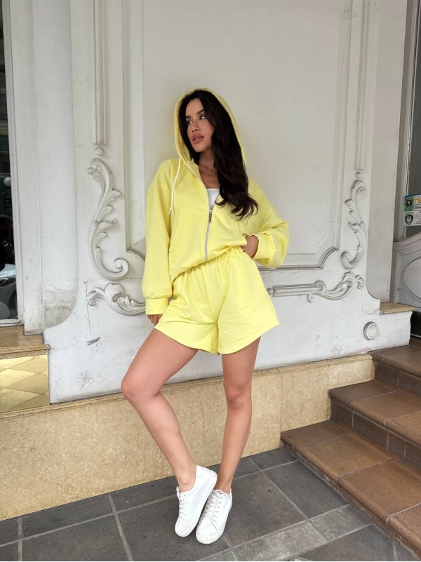 Жіночий літній спортивний костюм жовтого кольору 33484