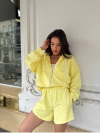 Жіночий літній спортивний костюм жовтого кольору 33484