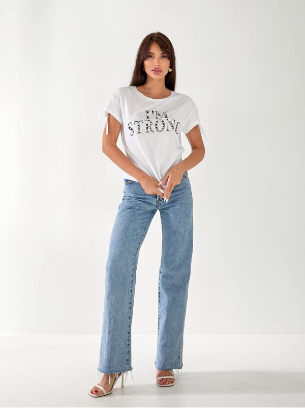 Жіноча футболка з написом бiлого кольору 33486