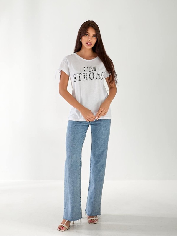 Жіноча футболка з написом бiлого кольору 33486