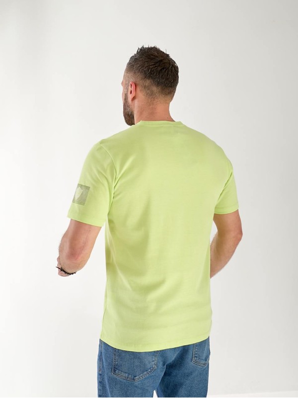 Чоловіча футболка салатового кольору 33487