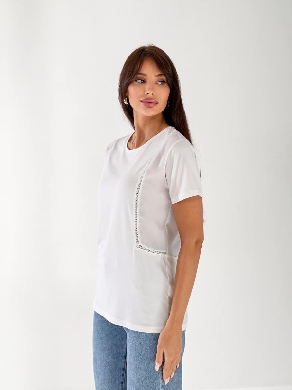 Жіноча футболка з сіточкою з боків білого кольору 33508