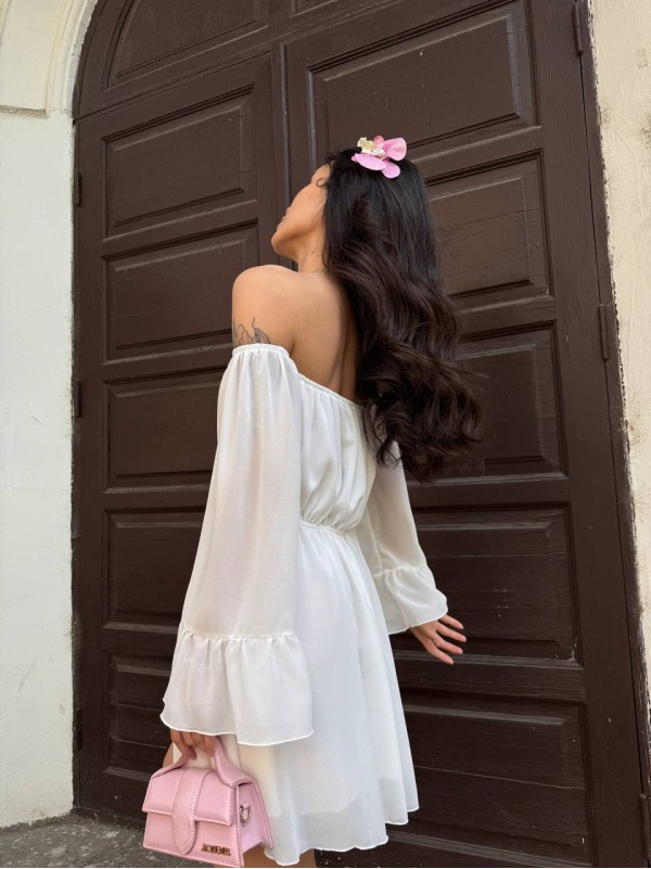 Літня сукня з відкритими плечима молочного кольору 33517