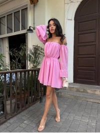 Літня сукня з відкритими плечима рожевого кольору 33518