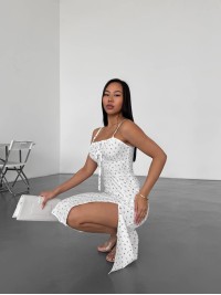 Літня сукня з розрізом молочного кольору 33520