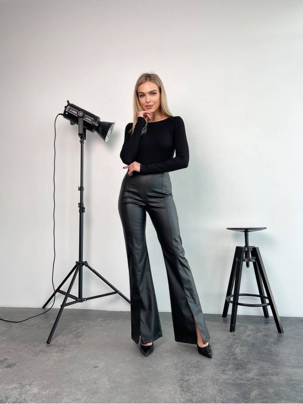 Лосини клеш чорного кольору 25972 ISt