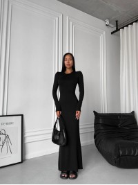 Довга сукня-футляр чорного кольору 29559