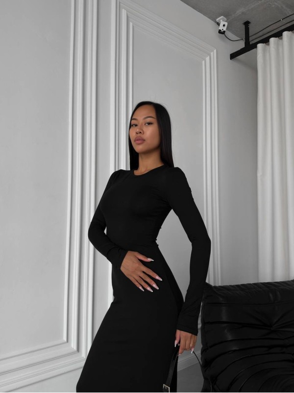 Довга сукня-футляр чорного кольору 29559