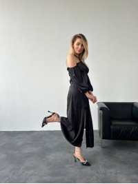 Легка шовкова сукня міді чорного кольору 33584