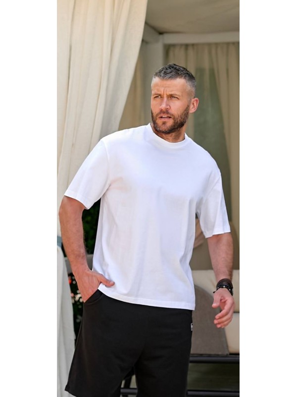 Футболка чоловіча молочного кольору 33592