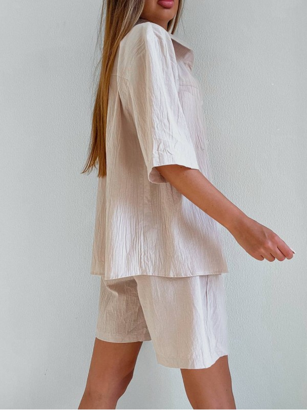 Жiночiй прогулянковий костюм з сорочкою бежевого кольору 33613