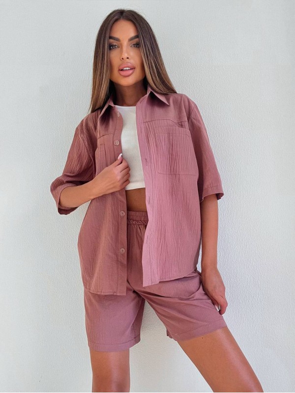 Жiночiй прогулянковий костюм з сорочкою пудрового кольору 33614