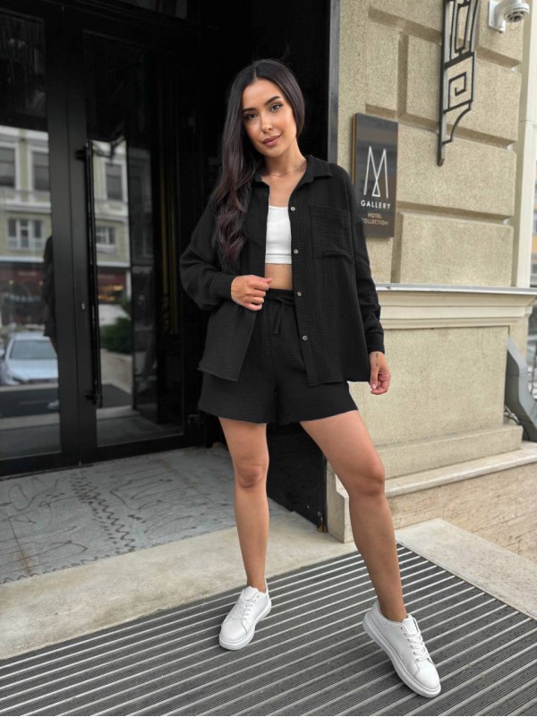 Мусліновий костюм із шортами чорного кольору 33679