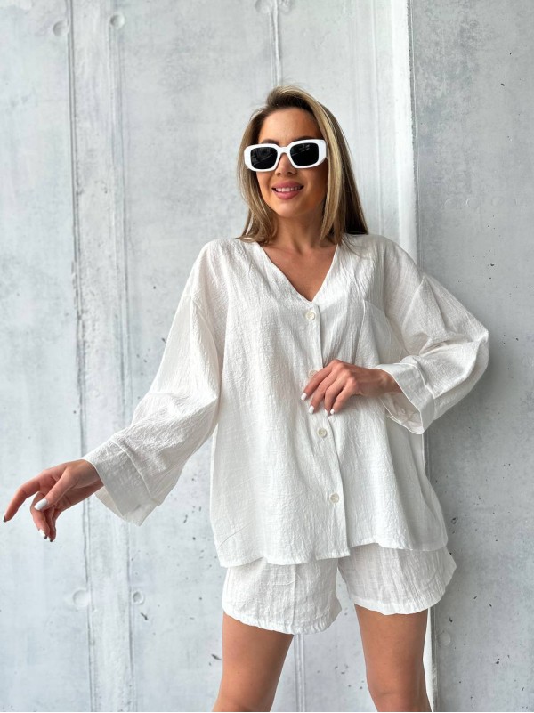 Лляний костюм із шортами молочного кольору 33682