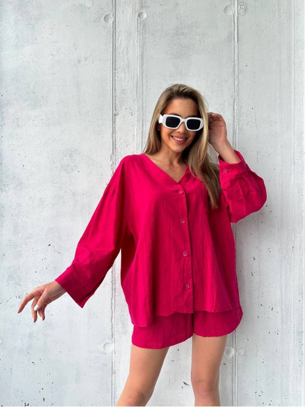 Лляний костюм із шортами малинового кольору 33683