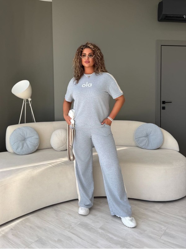 Легкий повсякденний костюм сiрого кольору 33724