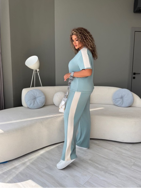 Легкий повсякденний костюм оливкового кольору 33728