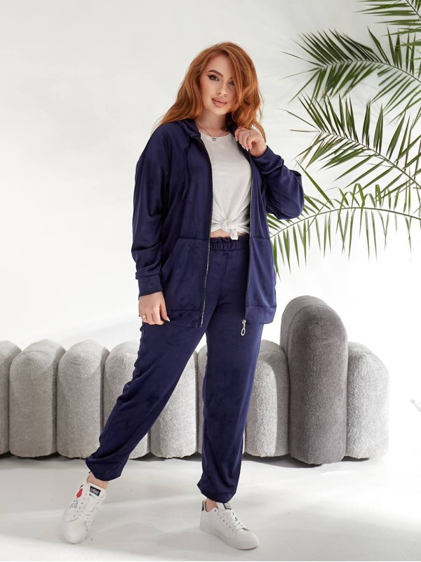 Велюровий жіночий костюм синього кольору 33739