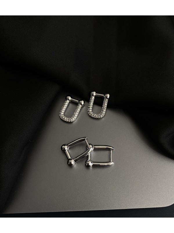 Сережки 2в1 з камінцями англійський замок срібного кольору 33745