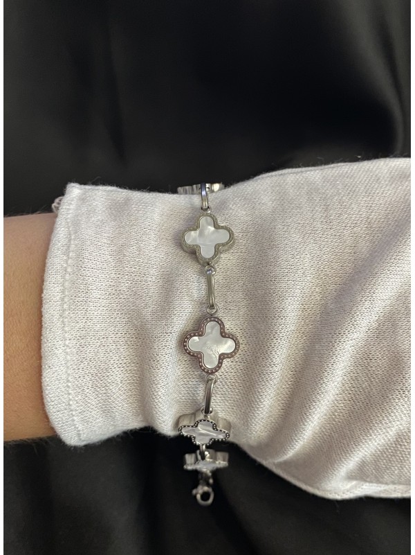 Браслет Конюшина замок карабін срібного кольору 33749