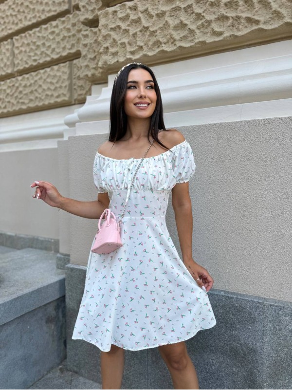 Чарівне плаття міні молочного кольору 33754