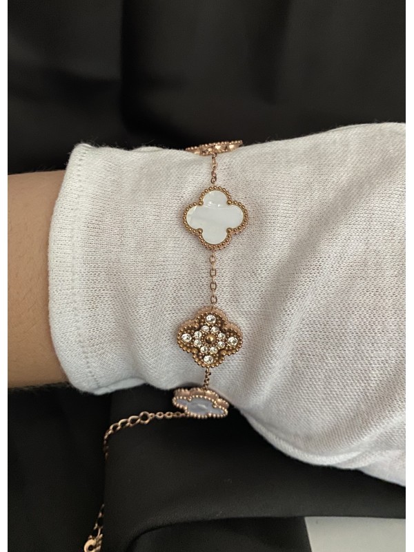 Браслет Конюшина з камінчиками замок карабін золотого кольору 33757