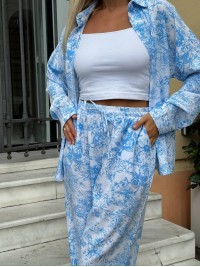 Жіночий прогулянковий костюм блакитного кольору 33762