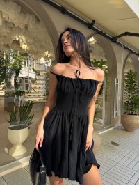 Сукня на бретельках міні чорного кольору 33779