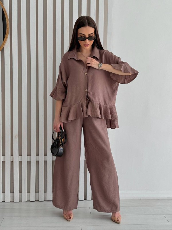 Жіночий костюм двійка кавового кольору 33804