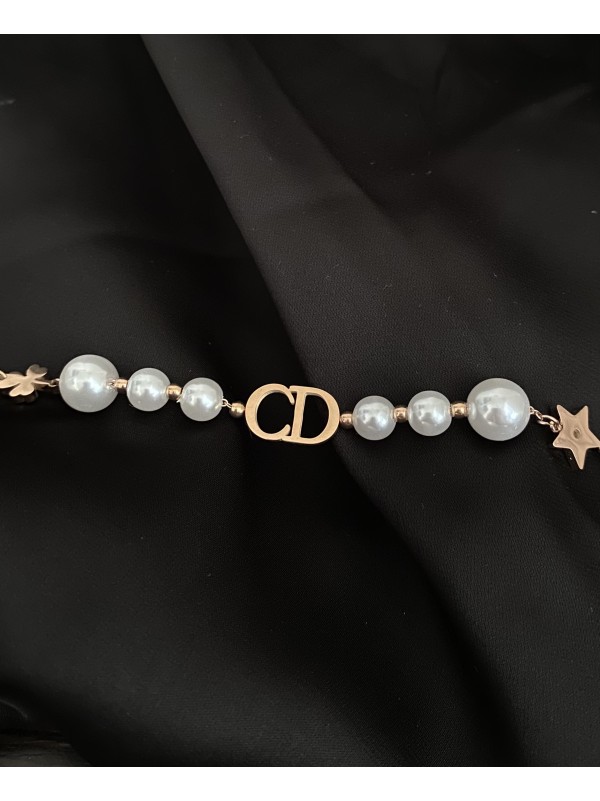 Ніжний браслет з перлинами замок карабін золотого кольору 33808