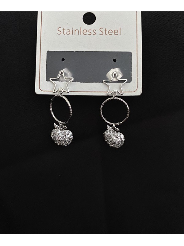 Сережки яблучка з камінчиками штифтовий замок срібного кольору 33817